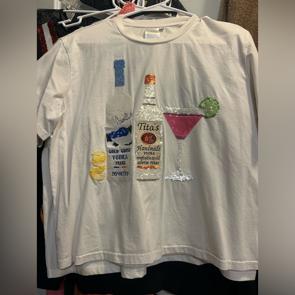 QUEEN OF SPARKLES White Sequin Cocktail T-Shirt